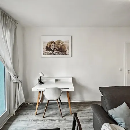 Staytime - Neutral Nest Apartment Chemnitz