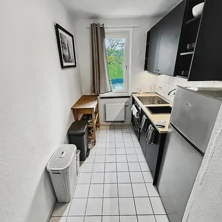 Staytime - Neutral Nest Apartment